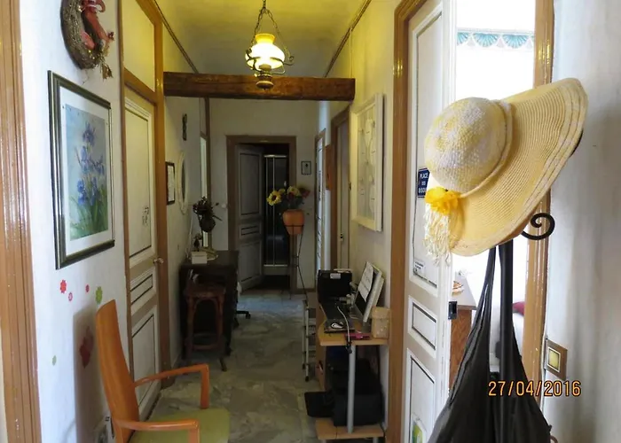 Chez Brigitte Guesthouse Nice